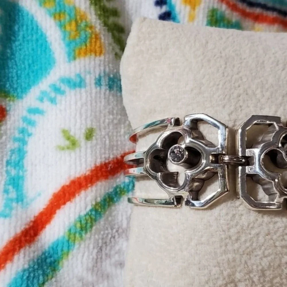 BRIGHTON jeweled floral‎ bracelet